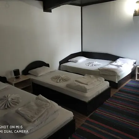 بيت ضيافة Papanovata House