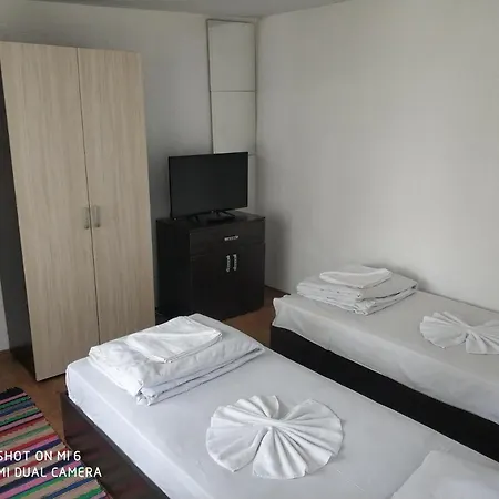 Papanovata House Enina