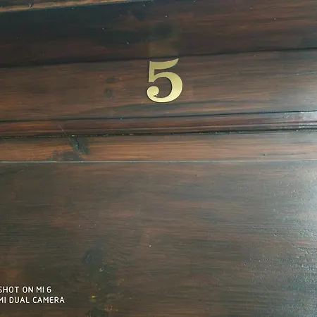 Papanovata House Enina