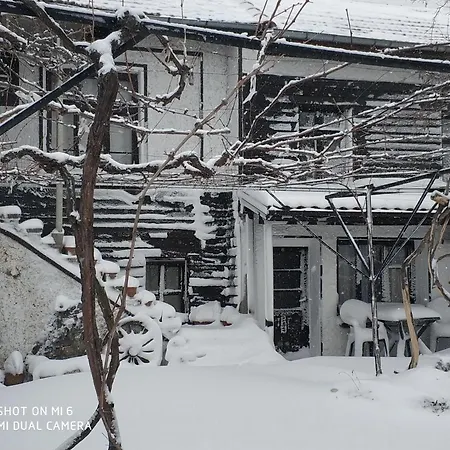 게스트하우스 Papanovata House Enina