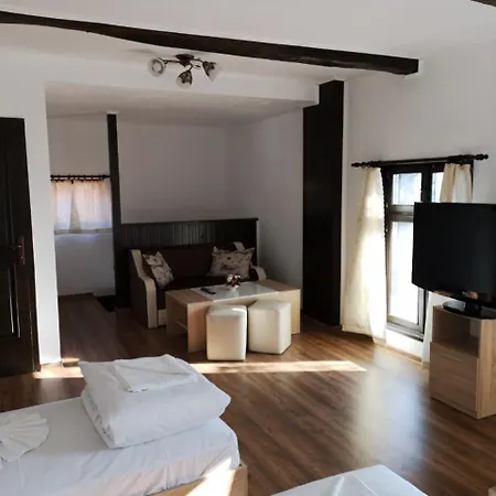 Papanovata House 3* Enina