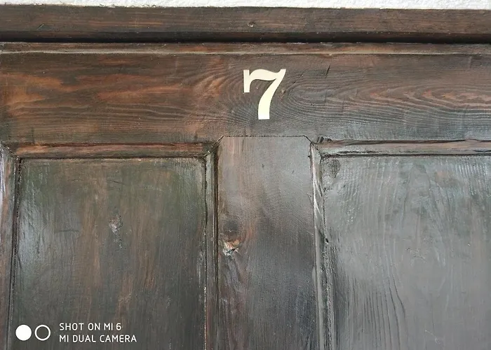 Papanovata House 3* Enina