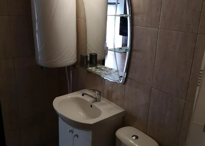 Papanovata House Enina