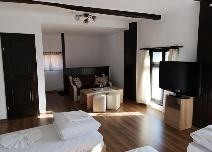 Papanovata House 3* Enina