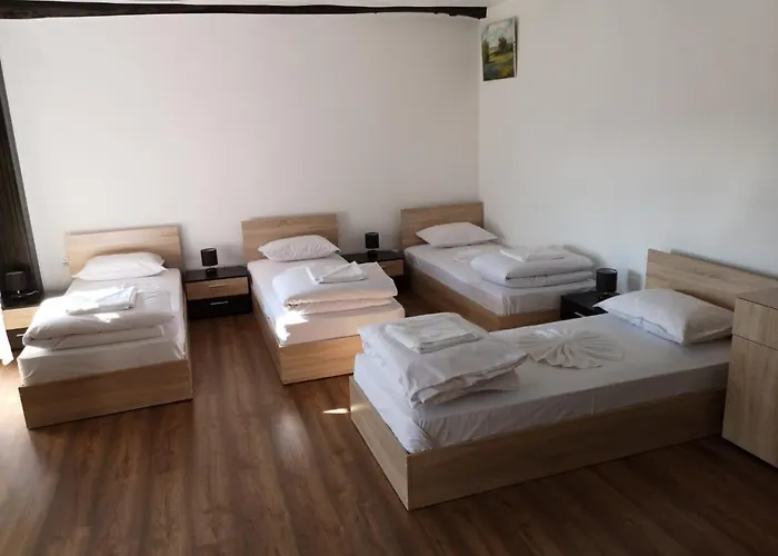 Papanovata House 3* Enina